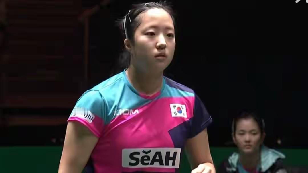 成都混团世界杯首战：韩国8-3胜瑞典，未派王牌混双，靠单双打2-1险胜，男双2-