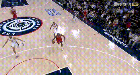 32+11+3！小卡今天身体重回20岁？首节跟东契奇一样各种不进；2节发力单节