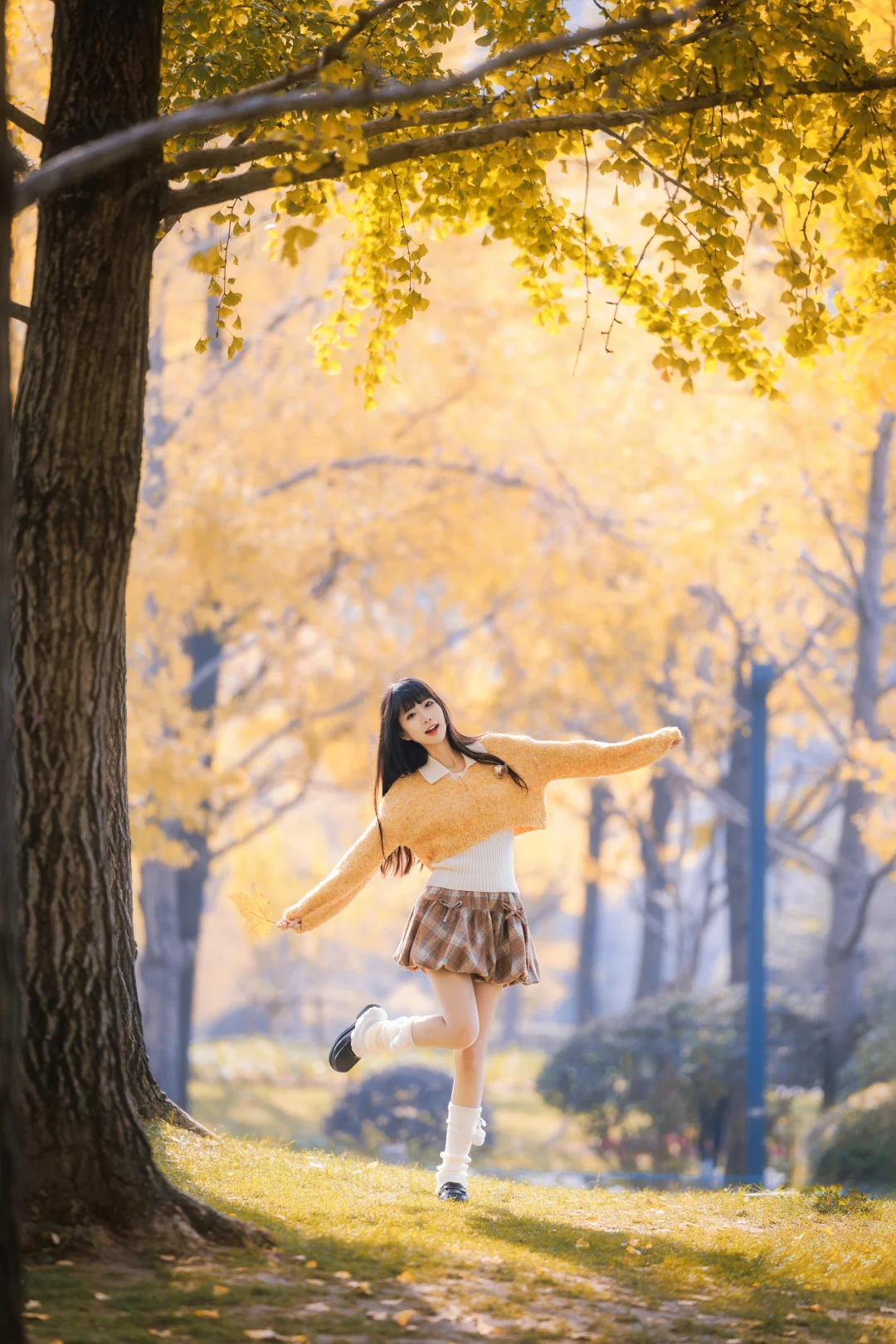 银杏写真丨秋天的上海也太适合拍照片啦！！🍂