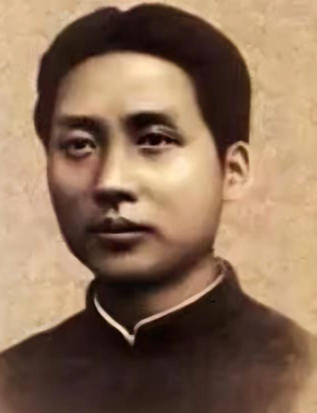 毛主席，诗情画意，文韬武略，才气潇洒！气宇轩昂、潇洒，文笔犀利、豪放，比肩东坡