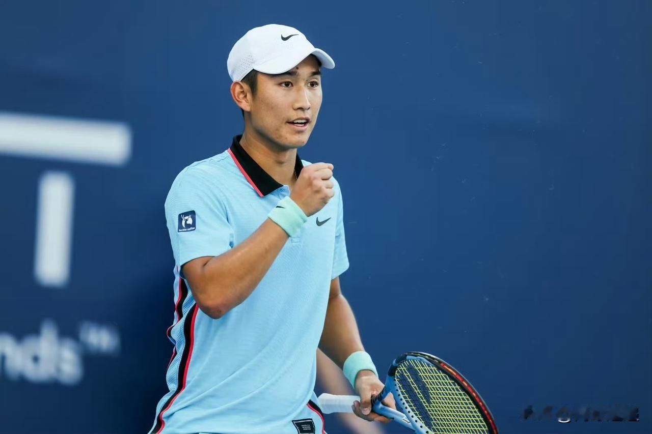 🎾🇨🇳商竣程逆转晋级中网第二轮2026年ATP500中国网球公开赛男单第