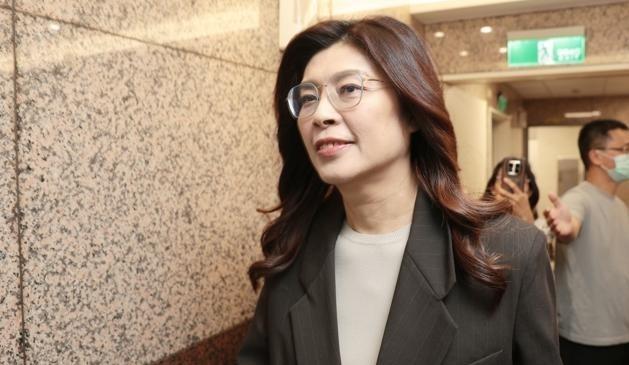 国民党为什么抗拒统一？邱毅教授曾认为：国民党要的两岸统一，是当年老蒋时期提出来的