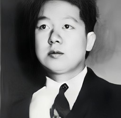 1964年，一条消息在香港和美国同时引发了轰动。好莱坞影星黛布拉·佩姬，