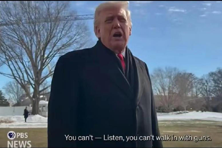 昨天，口无遮拦的特朗普又惹祸了！“毫无疑问！他本就不该携带枪支，我不喜欢他持