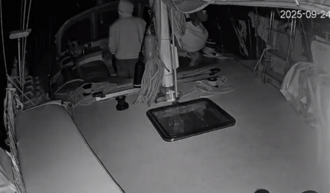 联合舰队遭以色列空袭，15架无人机密集投弹，意西军方决定不忍了！当地时间9
