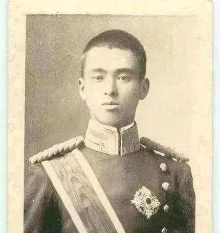 1937年11月，日本军队打完上海战役，就往南京推进。松井石根指挥上海派遣