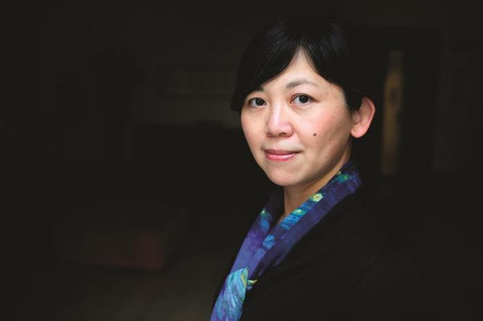 中国人终于清醒了！面对吃儿子人血馒头，拿普利策奖的华人李翊云，我们不再愤怒，只剩