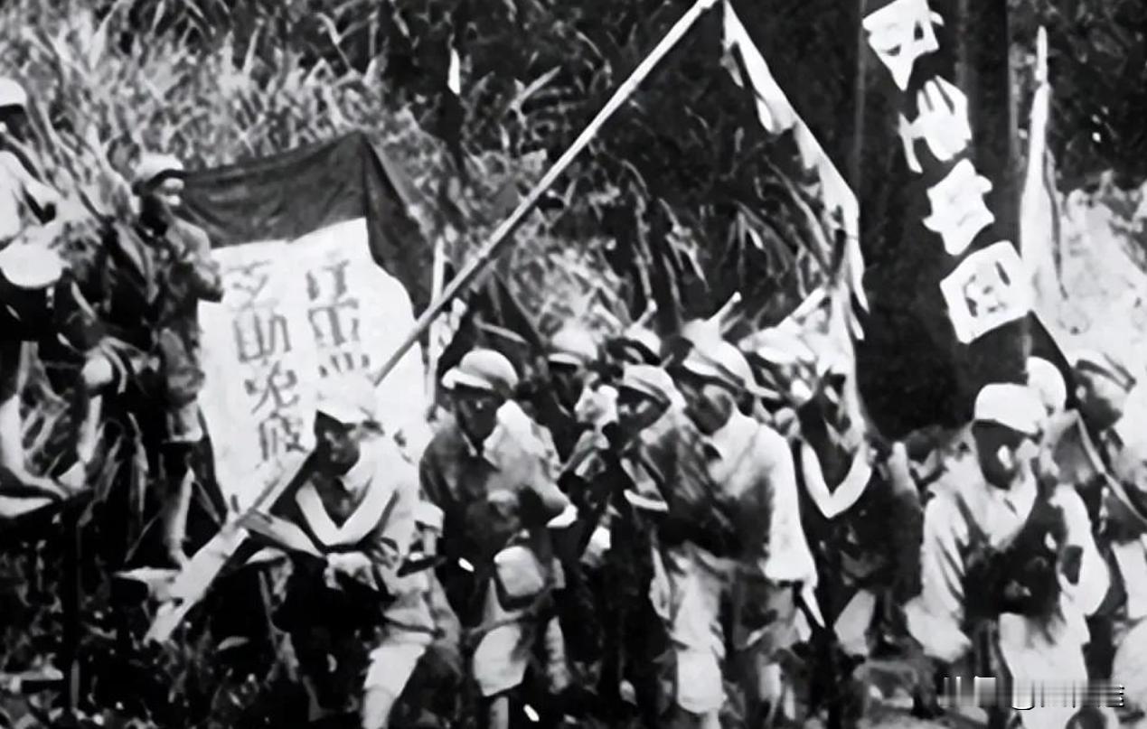 1949年10月15日，国民党第103师在广东三水起义。解放军要求第103师截击