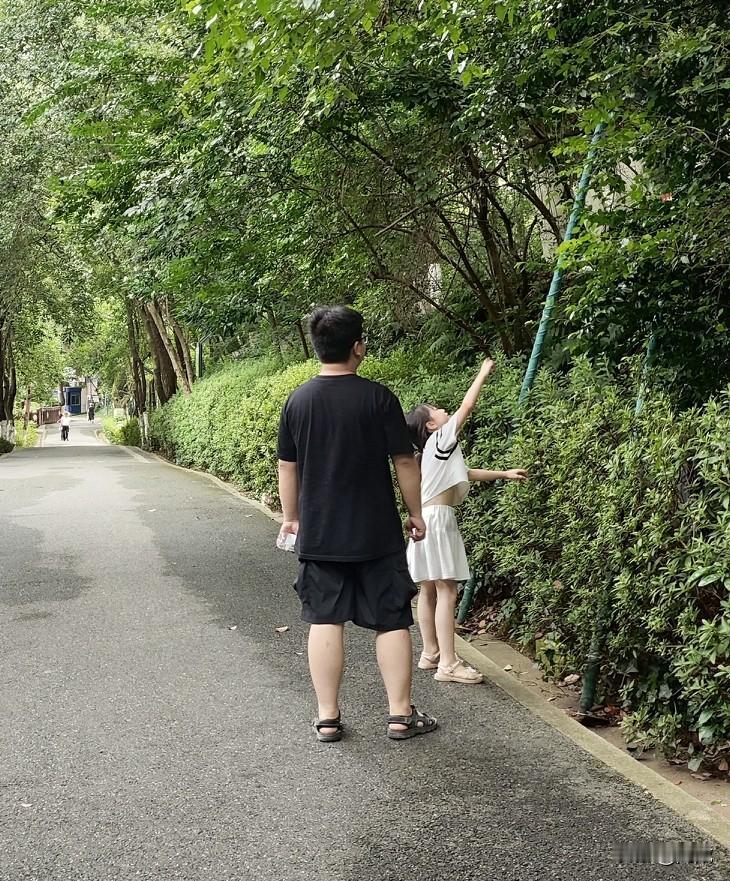 我的好大儿，你到底在想什么？高一了，每次周末在家，我就没见过你怎么读书做作业。