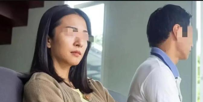 上海，男子离婚，给前妻4000多万的别墅和1000多万现金，就为了取得8岁女儿的