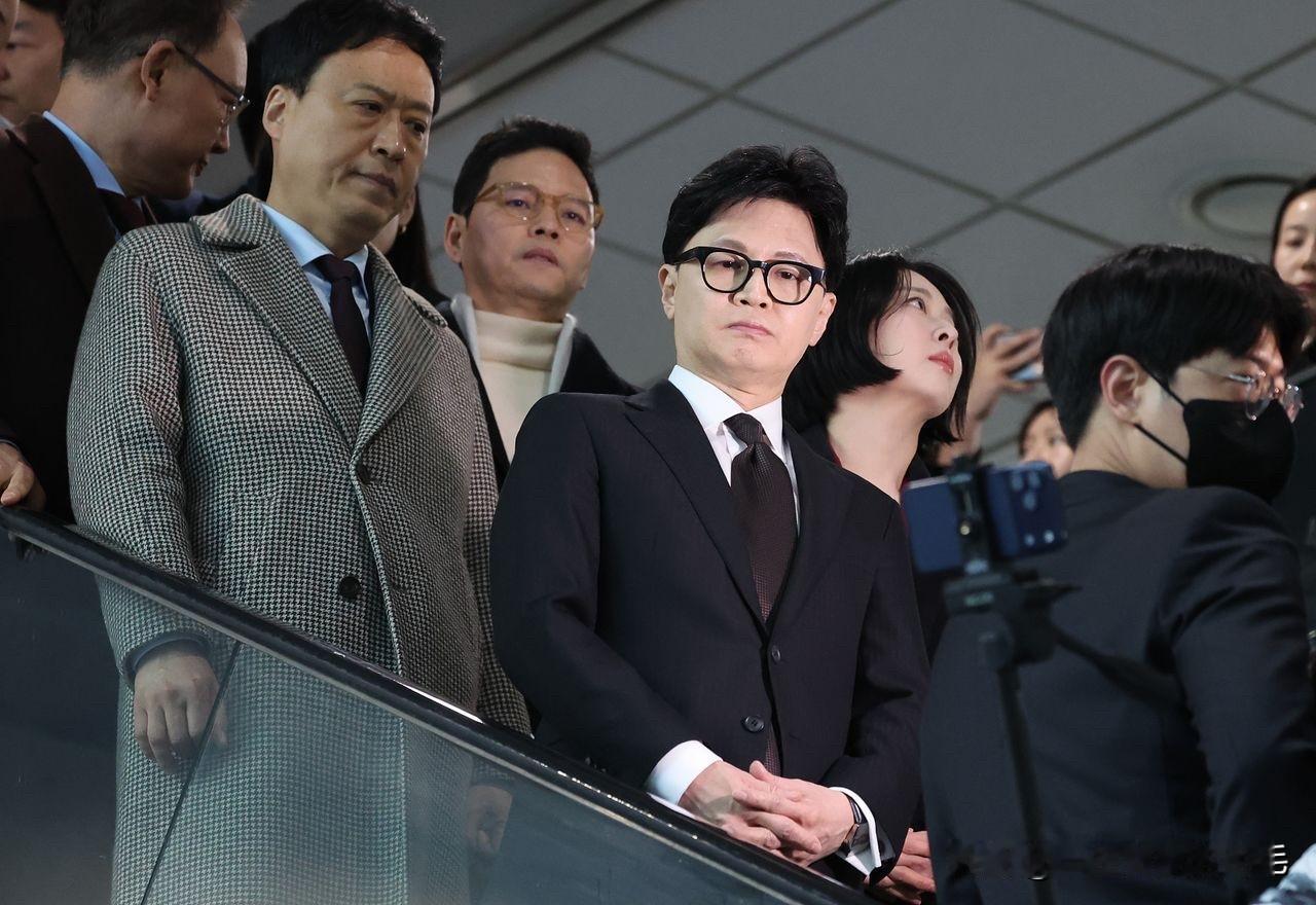 1月31日，韩国国民力量党前党首韩东勋的支持者于首尔汝矣岛举行大规模集会，强烈要