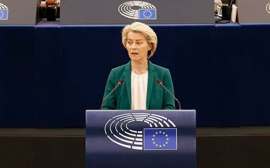 欧盟：美国让了！特朗普给冯德莱恩的信怎样开头，冯德莱恩方面至今还没有收到信的