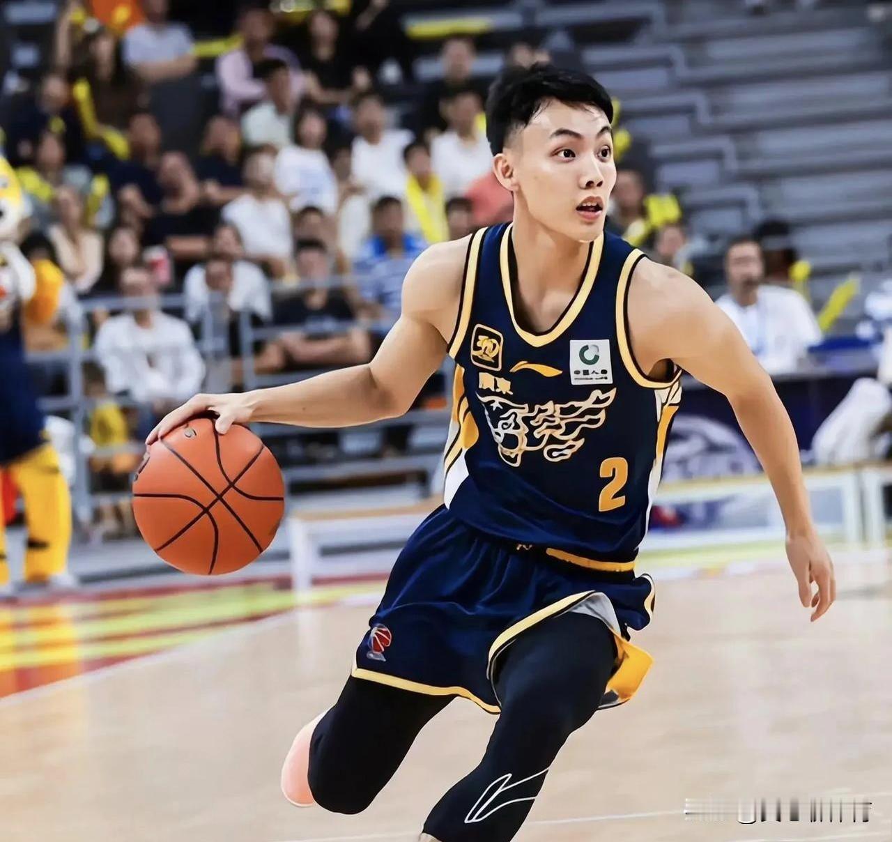 广东宏远新任队长徐杰，无对抗的三分就是强26投21中，