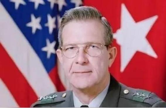 韩国一个军事专家，曾经直接把话挑明了，他说，现在这个世界上，没有任何一个国家敢动
