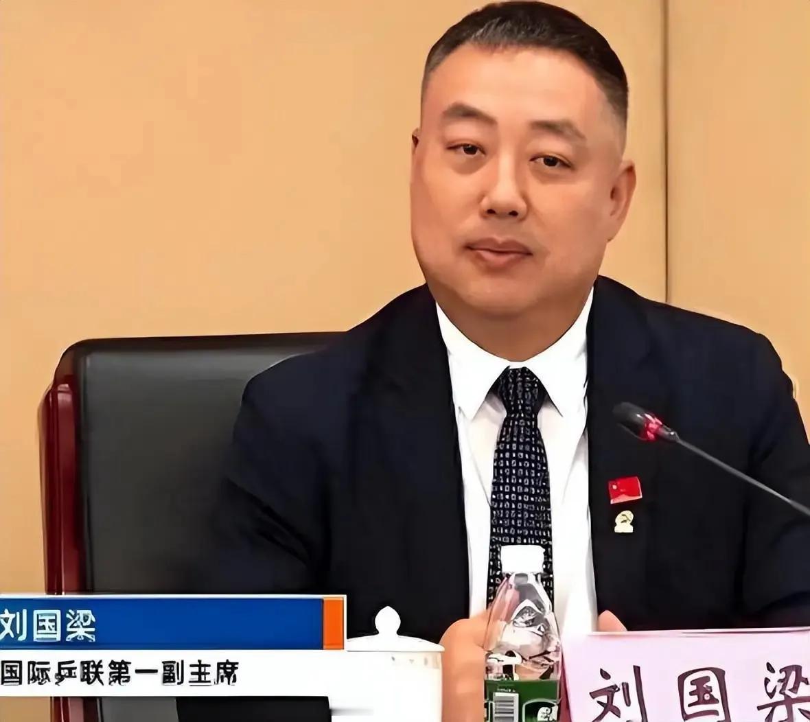 传奇人物，永不谢幕。姜还是老的辣！刘国梁辞职了？从运动员到教练，再到主席，他