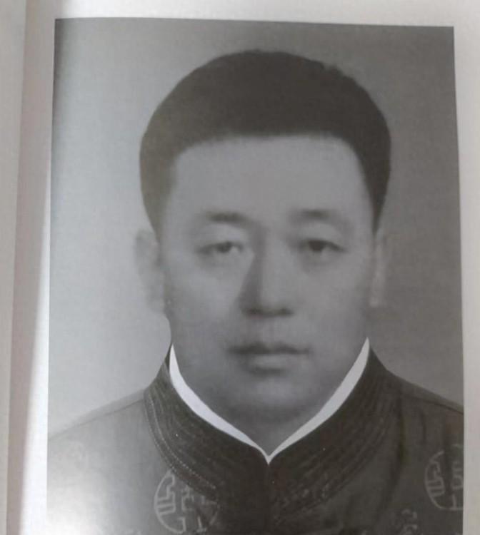1939年，冀东抗联总司令高志远去开会，萧克看了他一眼：“配枪不错。”高志远闻言