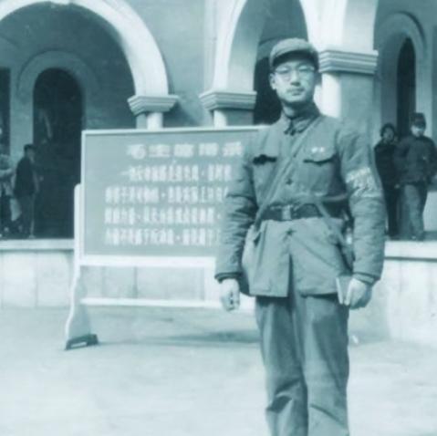 1962年，陈再道的儿子因为通敌被抓进了监狱，此事很快传到了毛主席耳中，得知此事