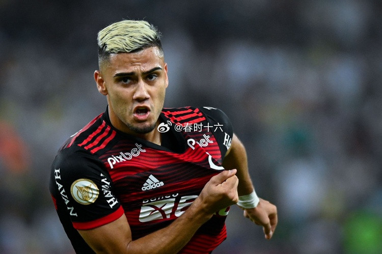 佩雷拉：离开曼联时故意避免和滕哈赫对话，怕被他说服留队12月26日讯前曼联青