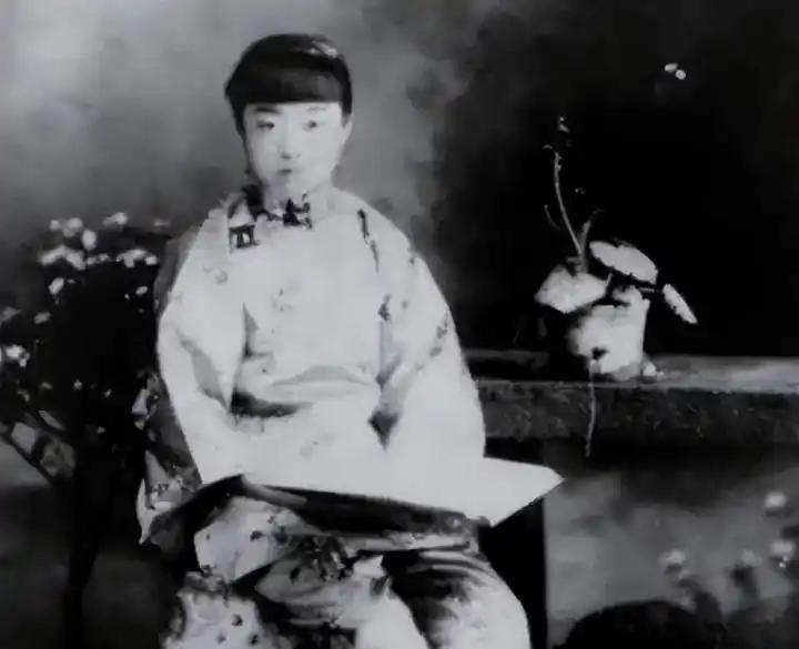 她才是毛主席的正牌夫人，在去世那一刻，毛主席伤心欲绝，还特意嘱咐，一定要