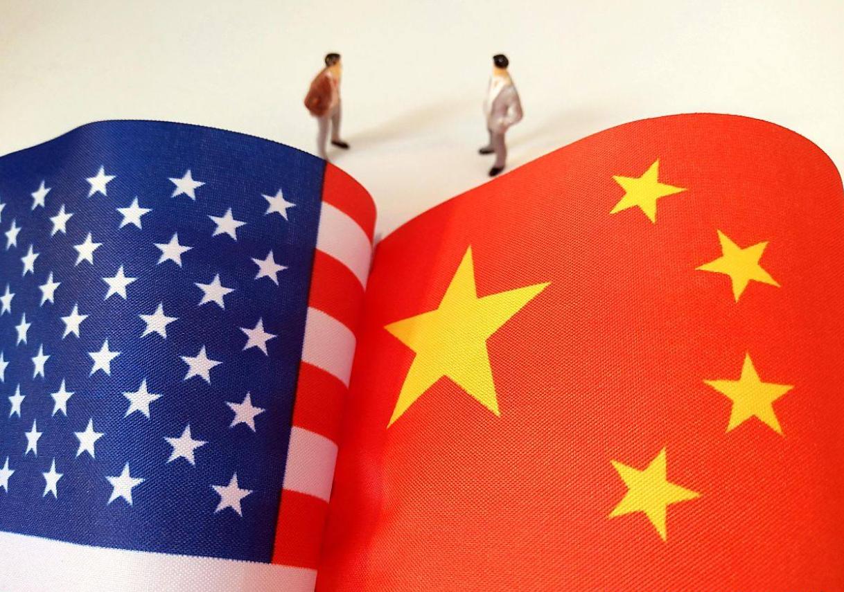 要提防美国狗急跳墙，用其擅长的金融手段打败中国：一，通过推升黄金价格，诱使国际