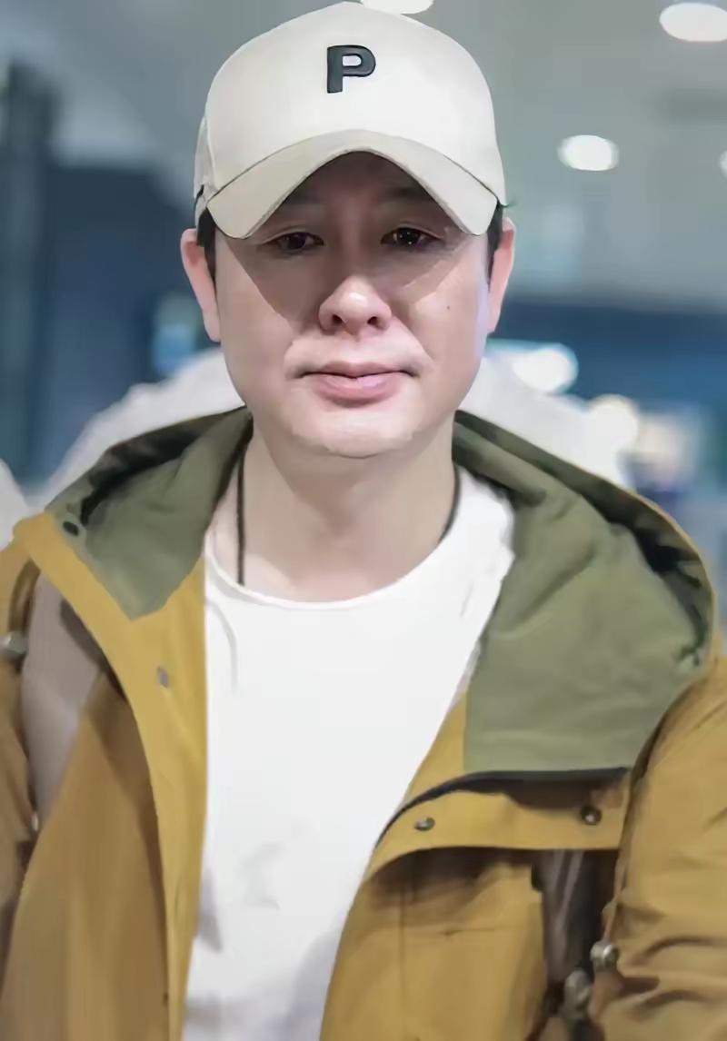 性学家说：“没钱的男人，根本不知道女人有多主动，你以为女人天生矜持、害羞、不会追