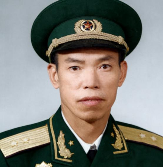 1947年，梁兴初当上纵队司令，一看手下3个师长名单却傻了：这仗怎么打？一年后，