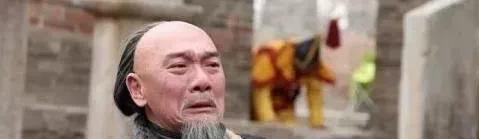 公元1782年，年满七旬的尹嘉铨因在著述的书中自称古稀老人而触怒了乾隆皇帝，最终
