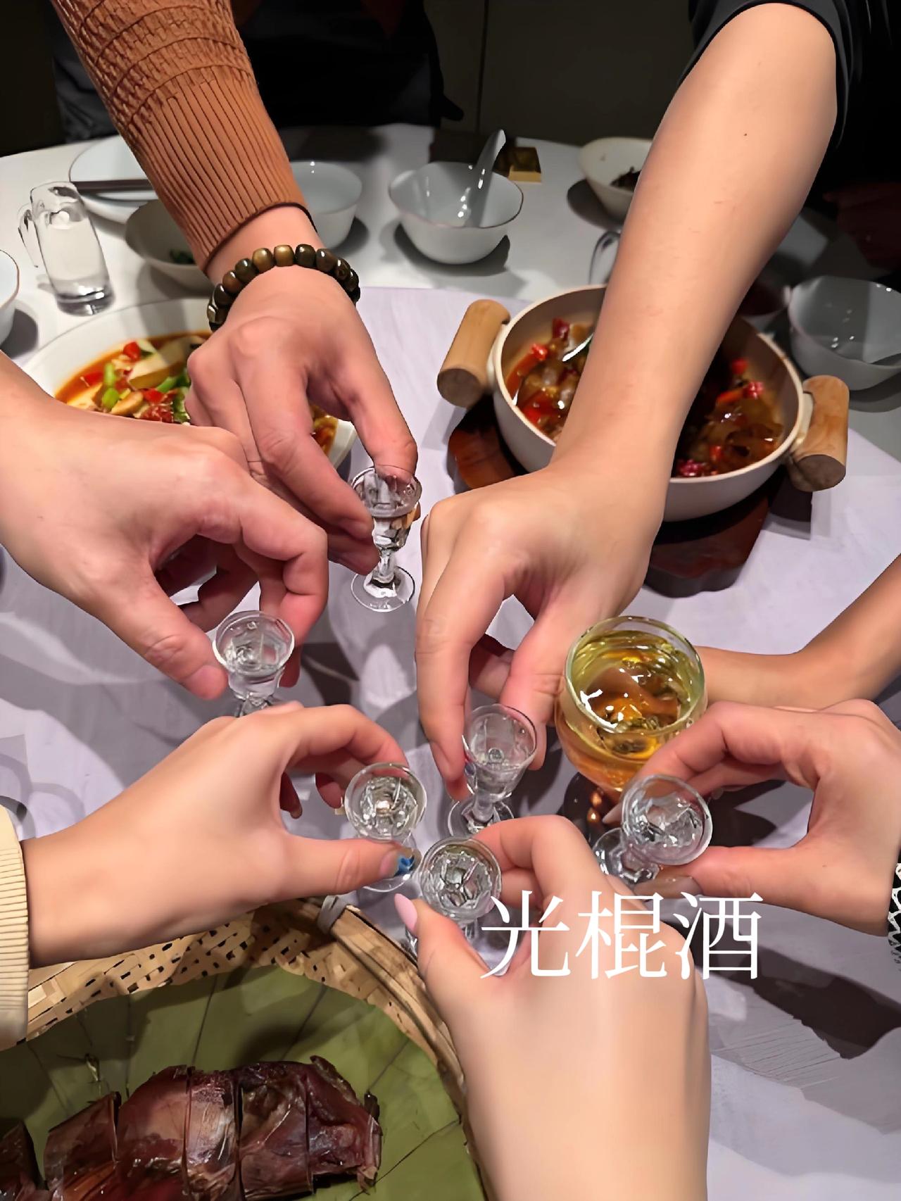 四川男子办光棍酒收回礼金：不是抠，是被人情逼到没路走！别骂他算计，换你你也