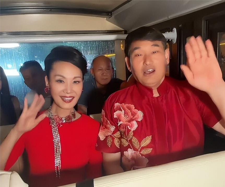 这两天网上有个事挺让人感慨的。郭兰英先生刚走，于文华倒是让不少人刮目相看。