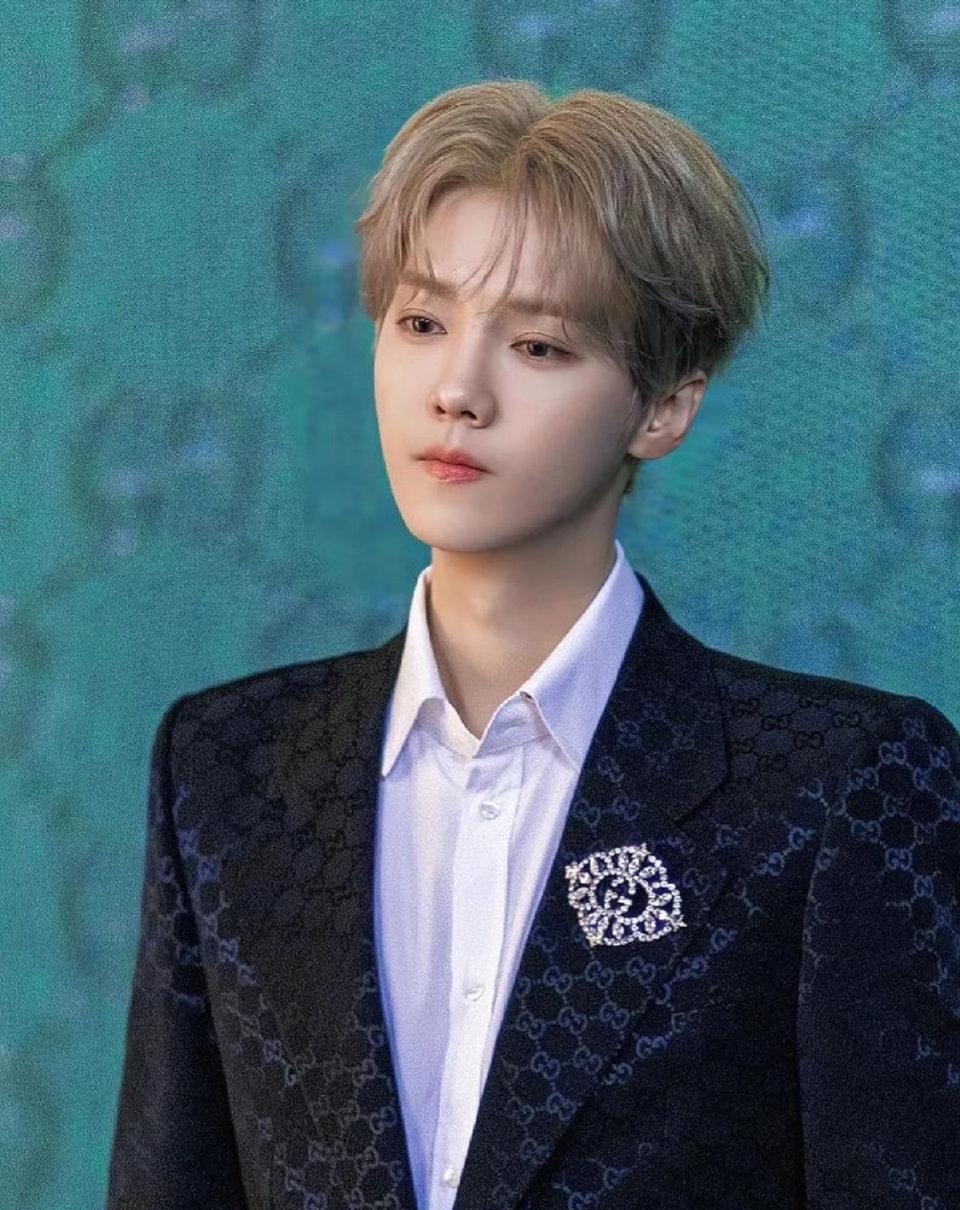 撕掉十年肯德基长约，甩开Gucci，鹿晗的商务版图塌缩了？我告诉你，你只看到了