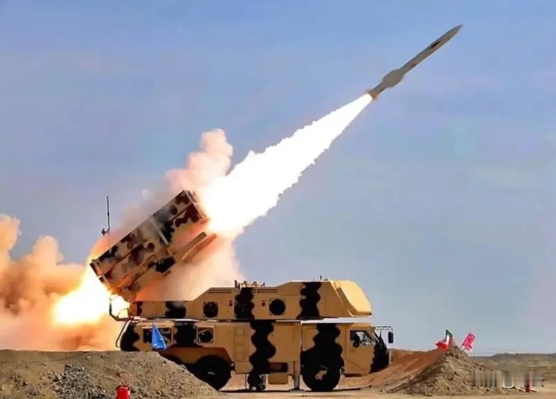 添油战术就是送死！只要这次的战争打响，伊朗唯一的活路，就是把家里那一万枚导弹当成