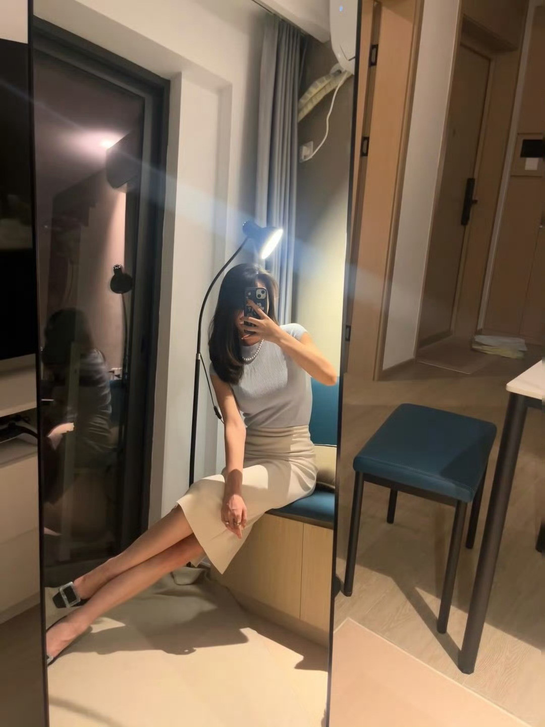 生活就是自己哄自己。​​​
