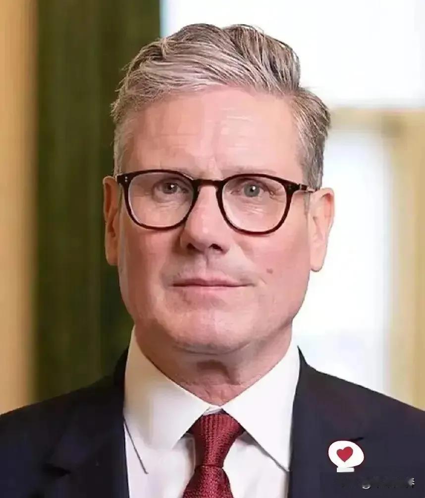 2026年5月17日，英国《卫报》爆出猛料：英国首相斯塔默的支持率彻底崩了，只有