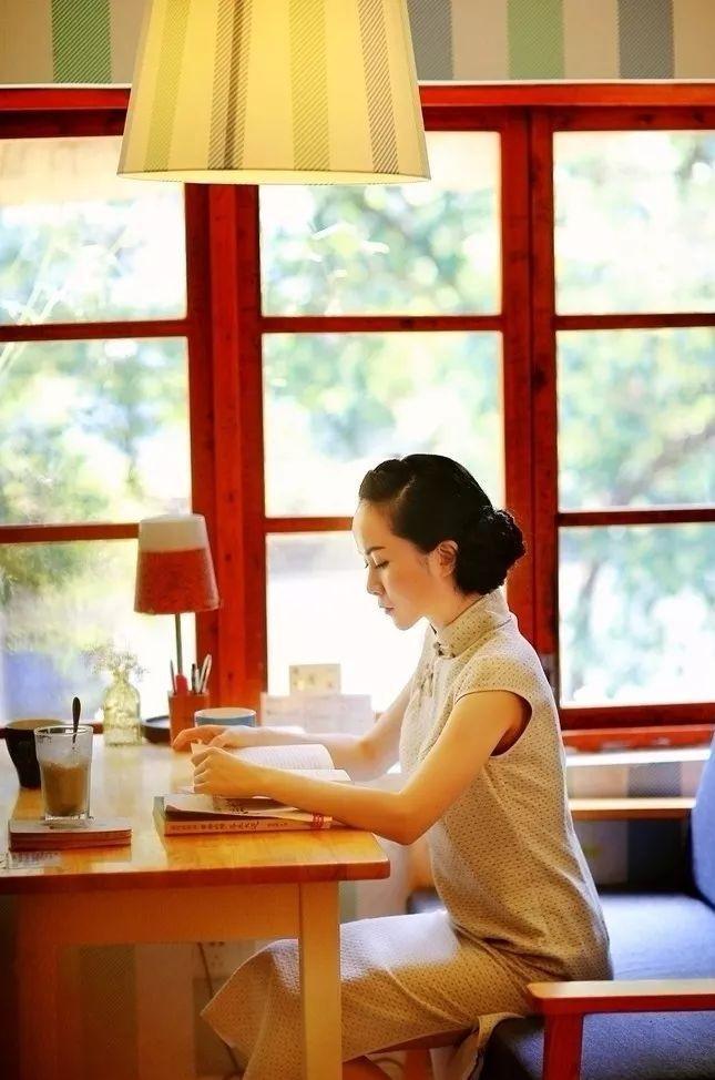 儿子前段时间找了个外地女朋友，我不同意但耐不住儿子坚持要娶，就让儿子带回来我看看