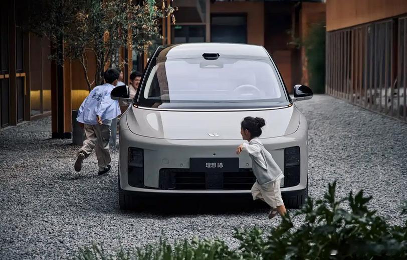 理想i8将于7月17日预定7月29日正式上市7月11日，理想首款纯电SUV终于