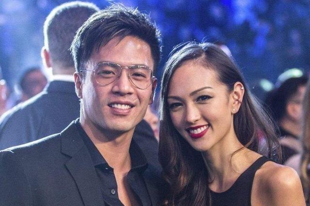 2002年，李玟拍MV时，对安志杰一见钟情，两人很快在一起谈恋爱，李玟觉得他太粘