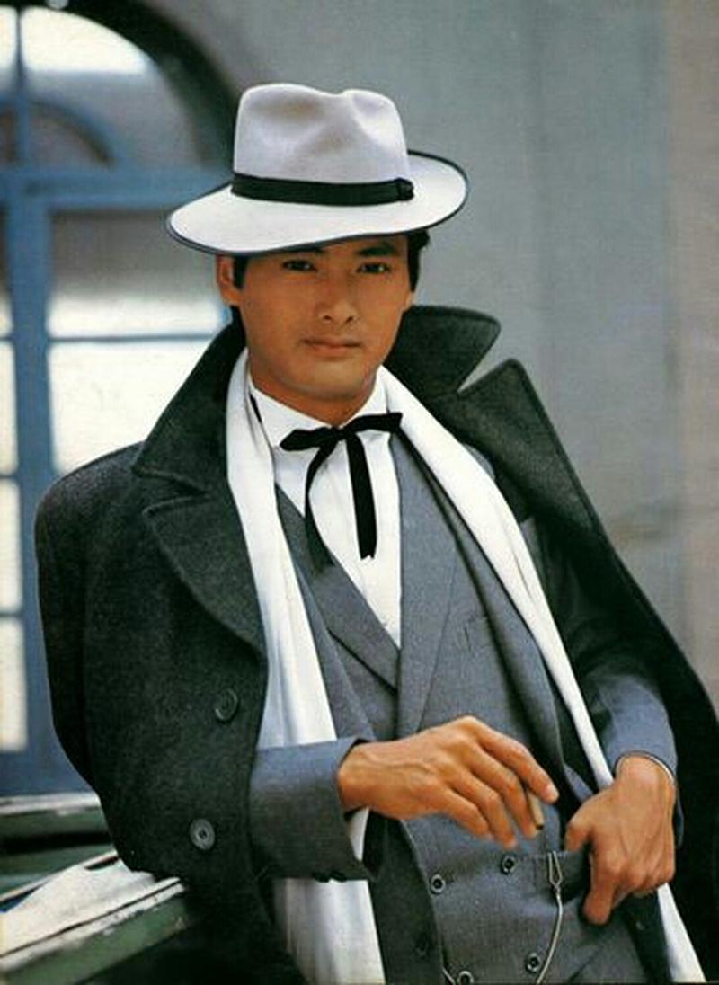 周润发创造的十个记录：1.是香港影坛的多面手，喜剧、动作、文艺均擅长，创造了多