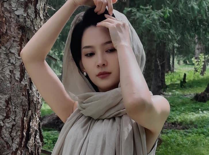 终于找到汪峰有女人缘的原因啦！最近他又去参加了一个什么综艺了，在节目里对