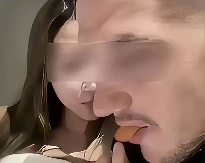 那些为李欣某辩护，为她喊冤叫屈，甚至支持她的人，我就想问一句：如果是你的女儿，你