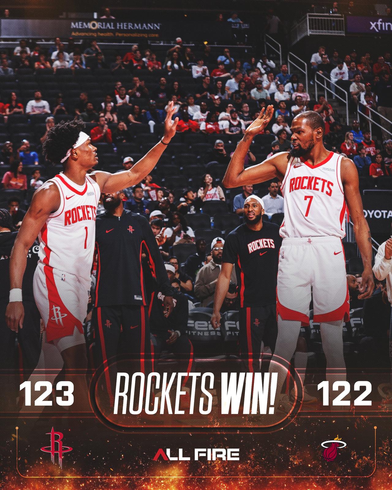 今天这场比赛真够刺激的！第三节打完的时候，我都以为这场要完了，毕竟火箭这支球队