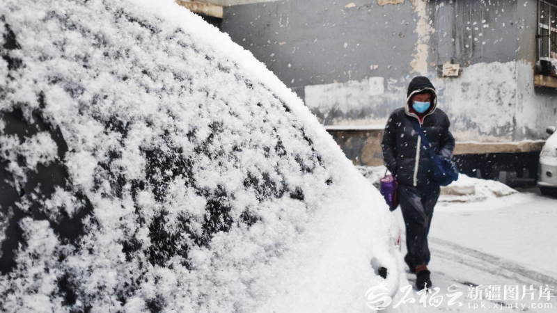 强冷空气入侵! 局部暴雪! 速看新疆天气预报→