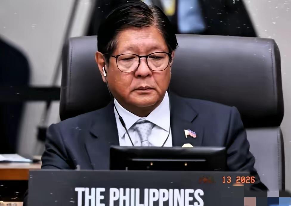 不勒斯中国又一次霸气的回复:无论谁何时发表涉华涉海谬论，不管他们找多少帮手，1