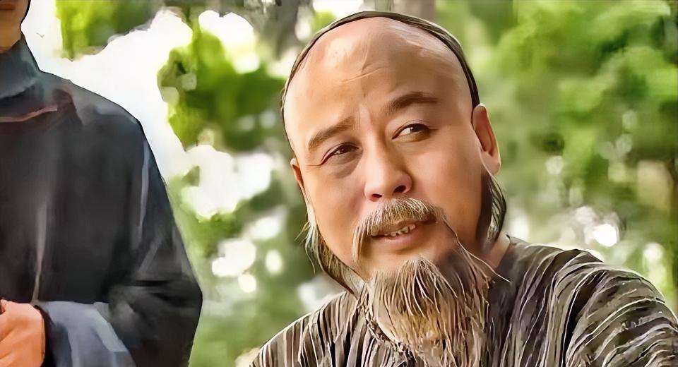 吴三桂手底下有个能人叫刘玄初。刘玄初告诉吴三桂，你不要追杀永历，这叫养寇自重，吴