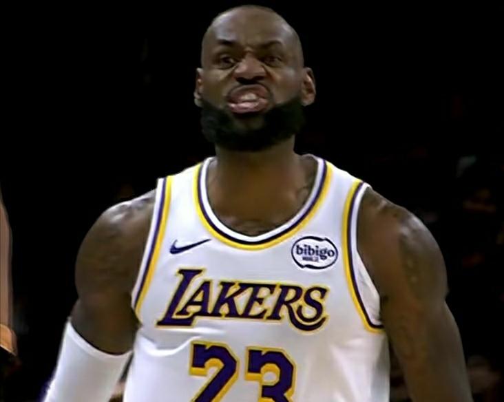 数据不会说谎：这是湖人防守最硬的一场比赛，也是“最难看、最尴尬”的一场比赛，为何