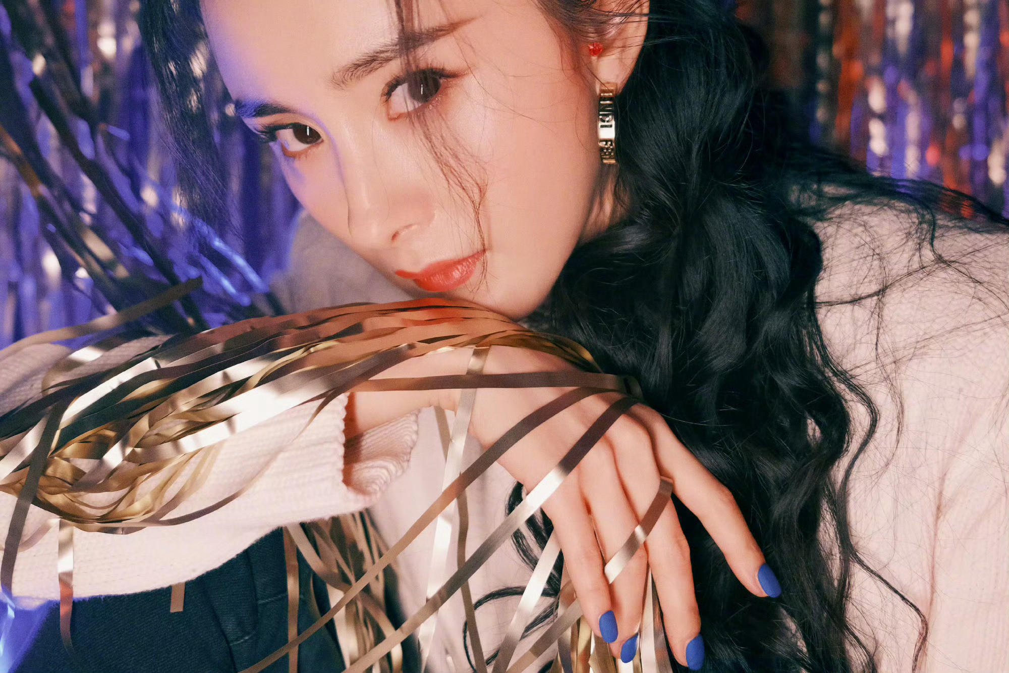 杨幂ym杨幂生万物星星并不是昙花一现黑暗的日子总要迎来曙光，你