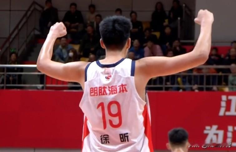 CBA，第19轮，青岛78-80广州，球员点评和评分：1.刘颜诚：4分进