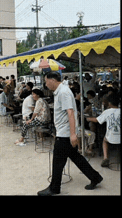 看到山东农村一户人家，在办完酒席后，专门答谢酒席厨师的传统“谢厨礼”，终于明白了