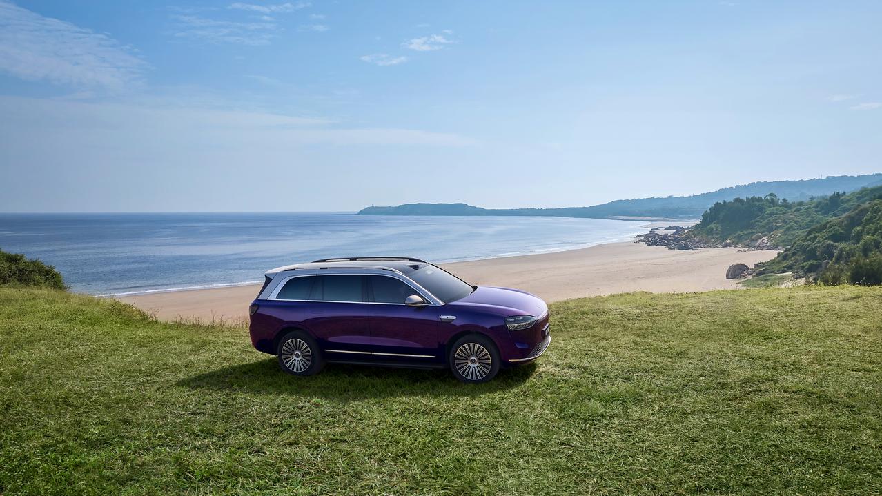 上市两年多还是销冠，问界M9凭什么让BBA不香了问界M9上市两年多，热度不但没