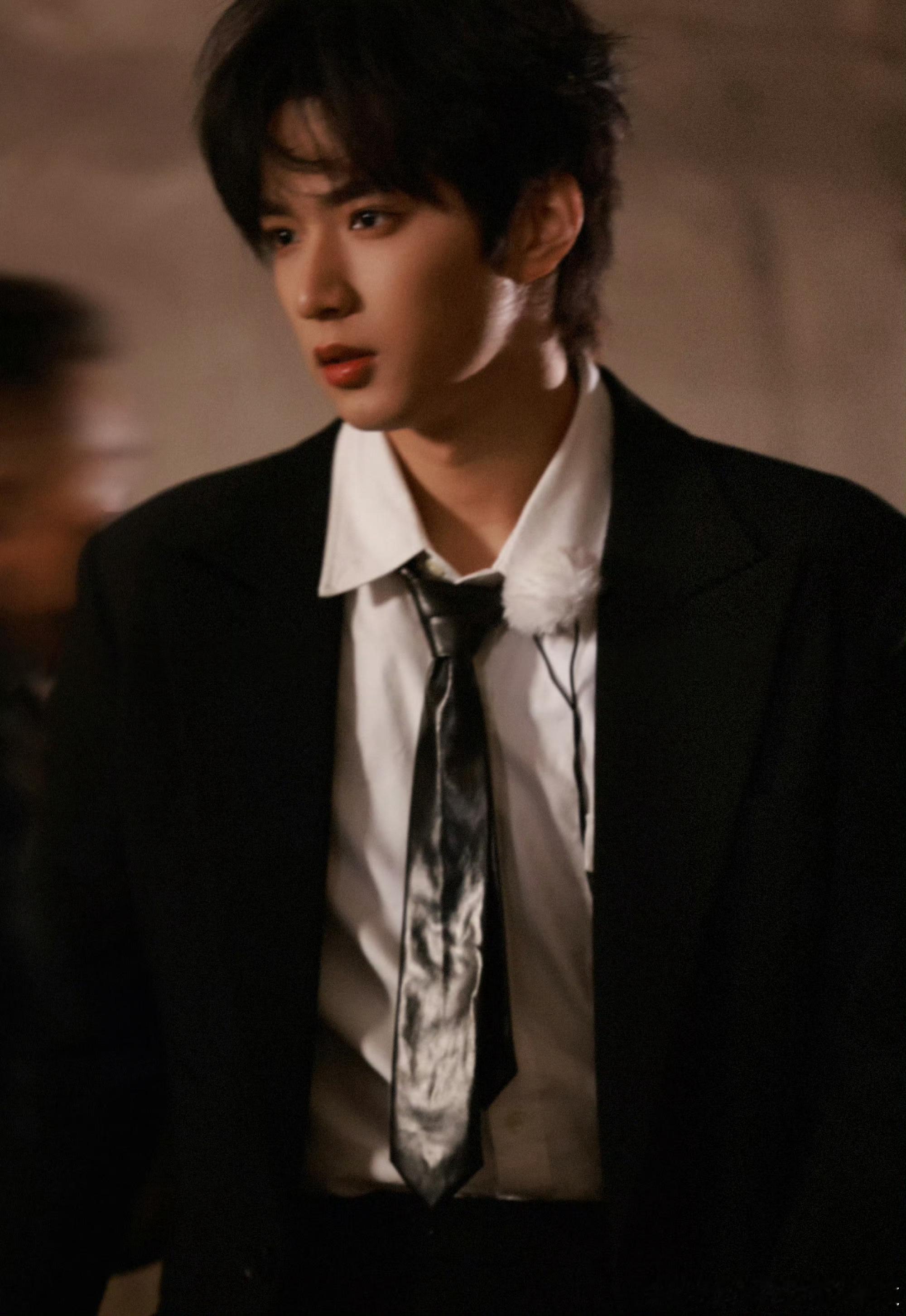 于洋偷吻刘耀文脖子啊哈哈哈哈哈我真的大为震惊😳给孩子吓坏了