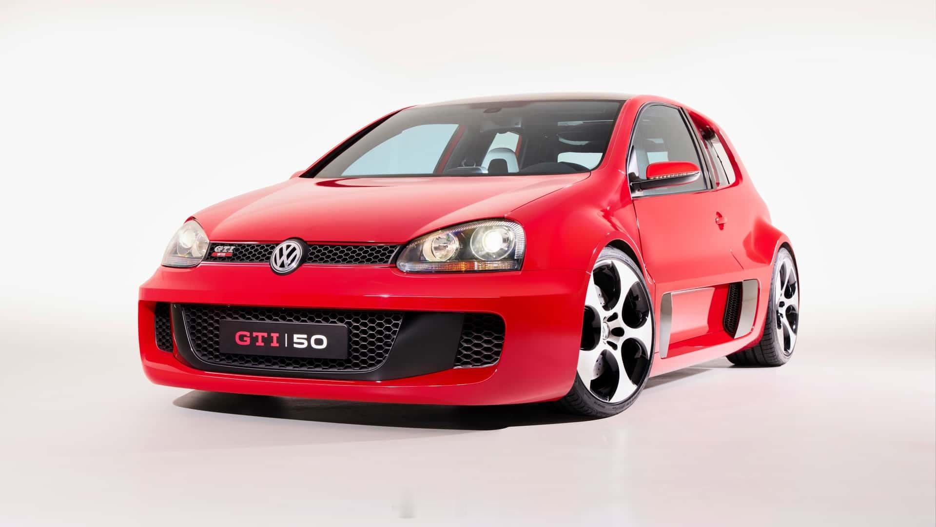 大众复活高尔夫W12为什么这个高尔夫姿态这么怪？因为它要塞进一台W12发动机！